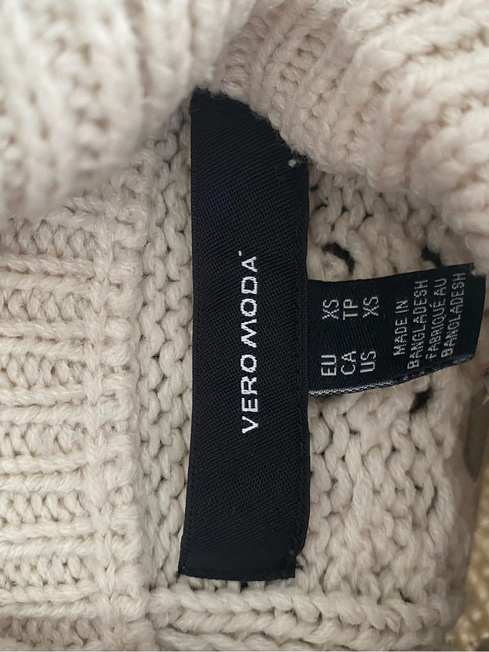 Vero Moda XS Cream Cable Knit Turtleneck - Picture 3 of 5